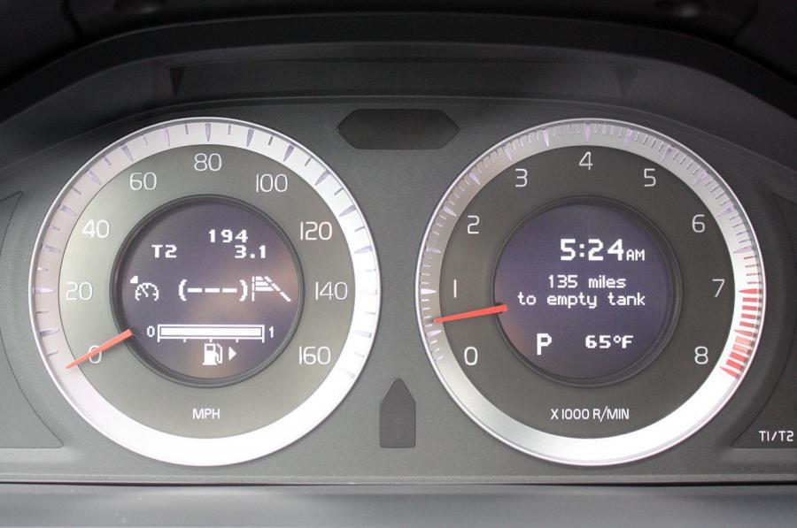  Volvo S60 2010 года  (фото 117 из 226)